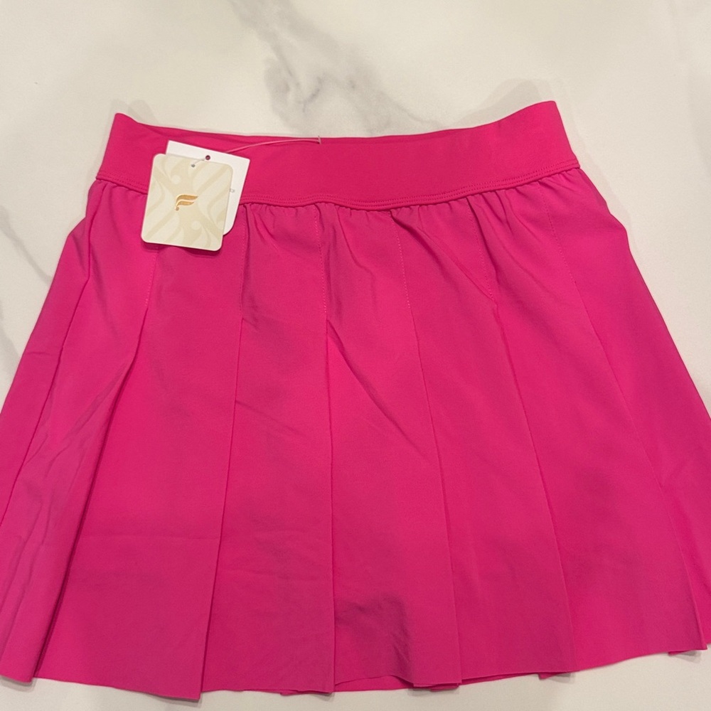 Fabletics Neon Pink Tropic Pleated Tennis Skirt w/built in shorts - Small - New